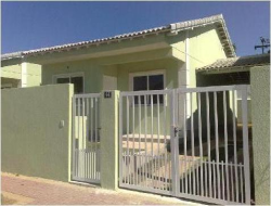 Casa com 2 quartos, sala, cozinha e banheiro (Campo Grande -Rio de Janeiro/RJ)